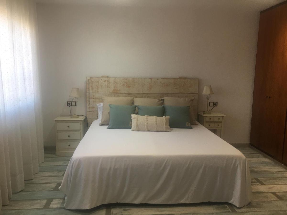 Piscina De Sal Barbacoa Wifi, Parking Gratis, 3 Min Pga Casa El Roble Villa Girona Exterior foto