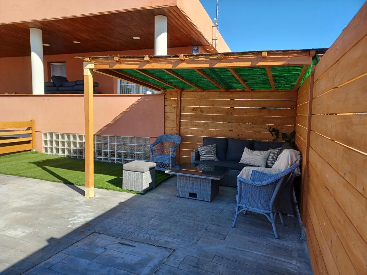 Piscina De Sal Barbacoa Wifi, Parking Gratis, 3 Min Pga Casa El Roble Villa Girona Exterior foto