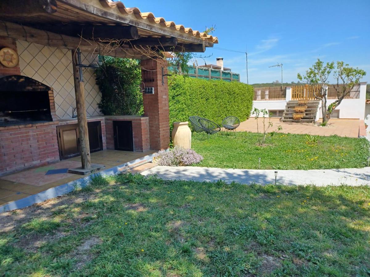 Piscina De Sal Barbacoa Wifi, Parking Gratis, 3 Min Pga Casa El Roble Villa Girona Exterior foto