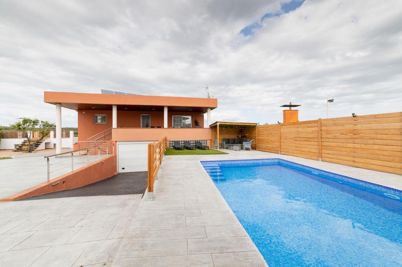 Piscina De Sal Barbacoa Wifi, Parking Gratis, 3 Min Pga Casa El Roble Villa Girona Exterior foto