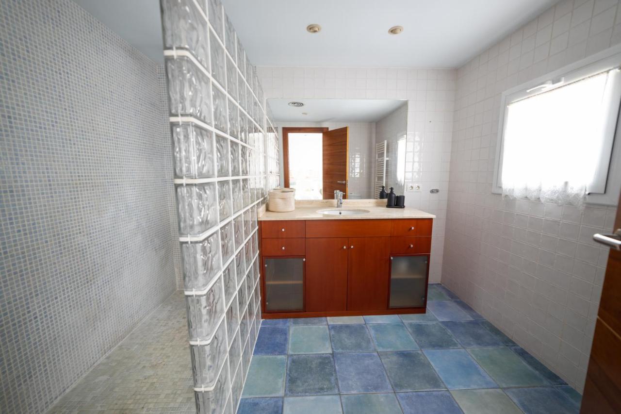Piscina De Sal Barbacoa Wifi, Parking Gratis, 3 Min Pga Casa El Roble Villa Girona Exterior foto